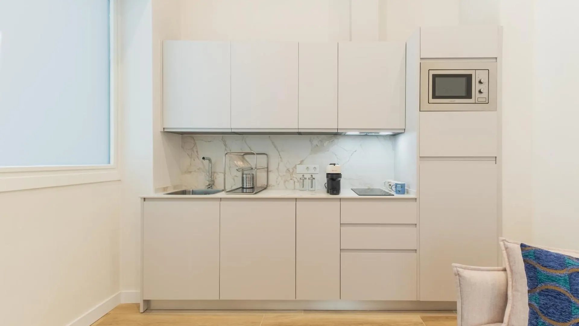 Qe Apartments Cadix