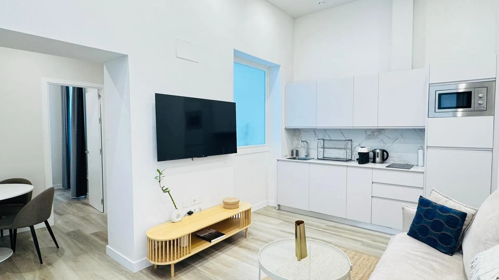 Qe Apartments Cadix
