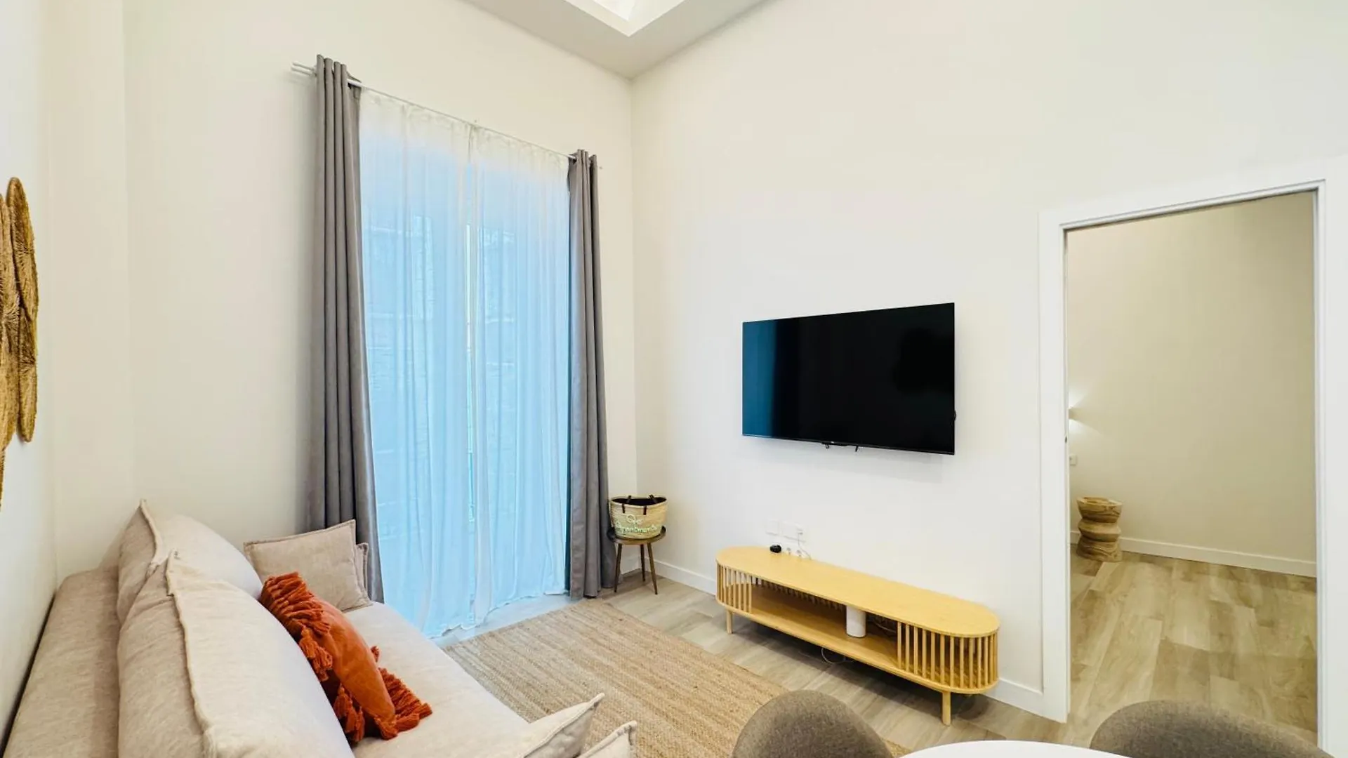 Qe Apartments Cadix