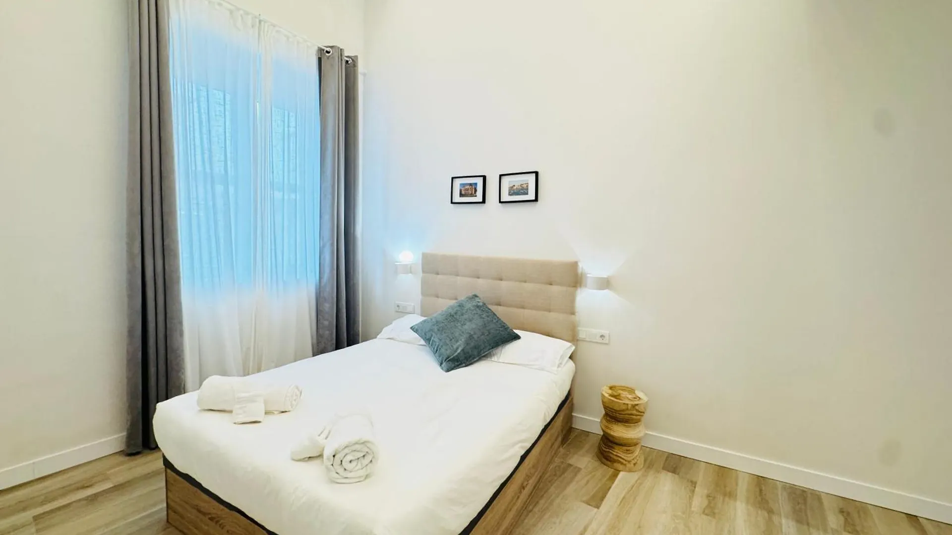 Qe Apartments Cadix