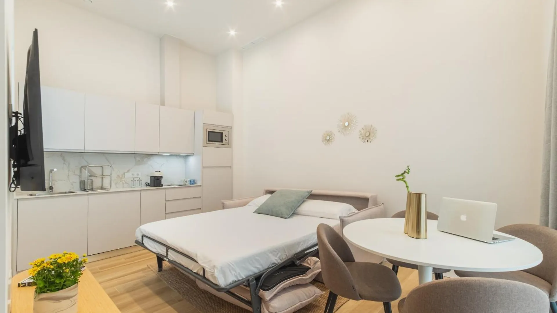 Qe Apartments Cadiz 0*,  Spain