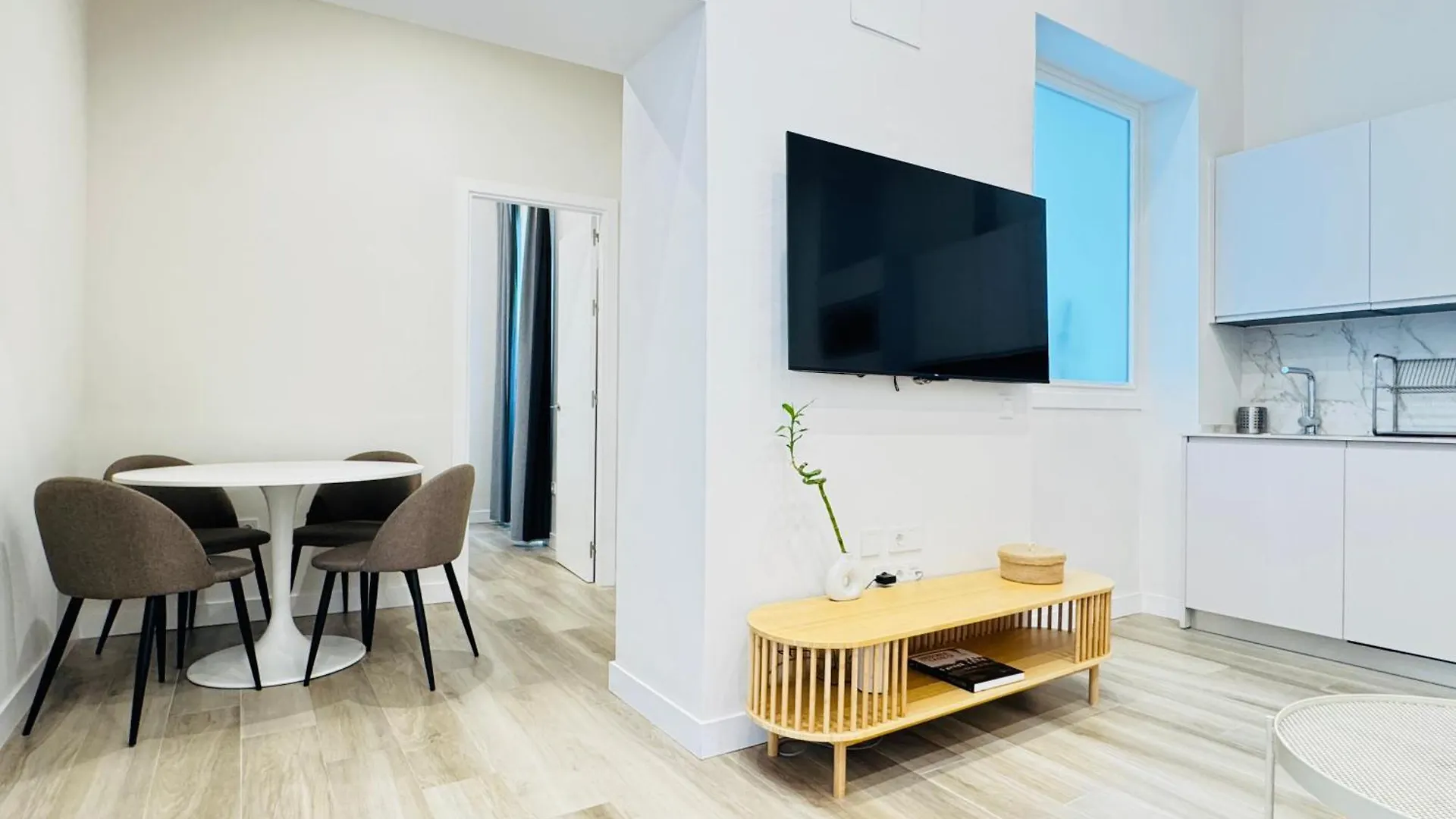 Qe Apartments Cadiz 0*,